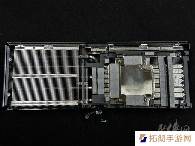 技嘉 GeForce RTX™ 50 系列显示卡正式上市，散热方案全面升级释放强劲性能