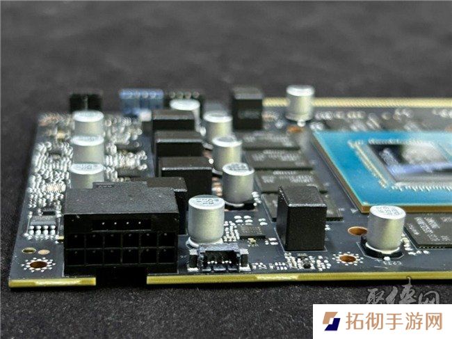 技嘉 GeForce RTX™ 50 系列显示卡正式上市，散热方案全面升级释放强劲性能