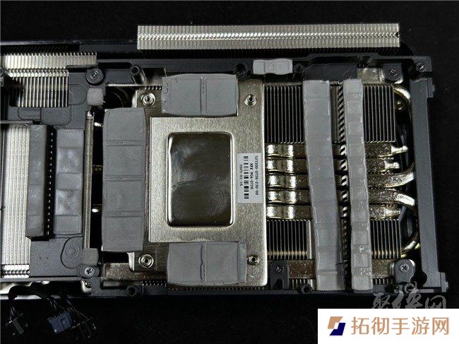 DLSS 4用实力告诉你！耕升 GeForce RTX 5070 Ti 追风不再是4K入门选择