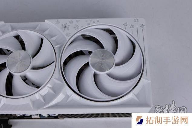 耕升 GeForce RTX 5090 D 解禁全新AI 兵器库！DLSS 4开启狂暴性能模式！