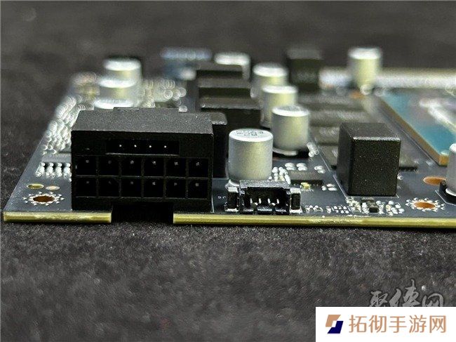 DLSS 4用实力告诉你！耕升 GeForce RTX 5070 Ti 追风不再是4K入门选择