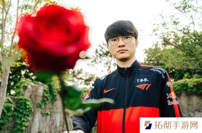 LoL Park现场庆祝Faker选手LCK 1000场活动????可领取玫瑰花参与见面会
